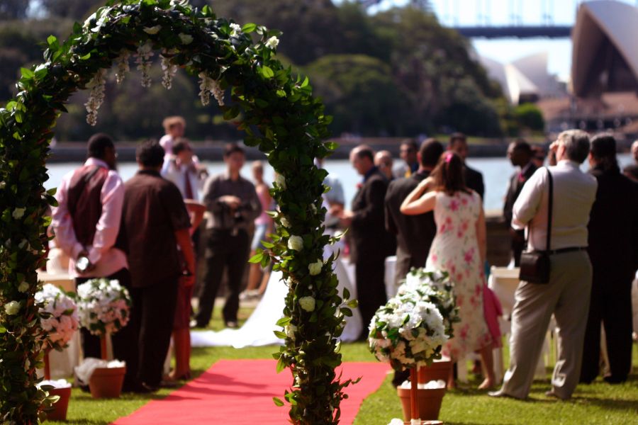 Why a Professional Sydney Wedding Photo and Video Package is Worth the Investment